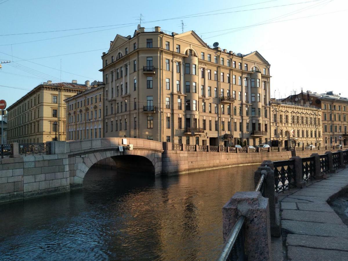 Ferienwohnung Mansarda Near Hermitage Sankt Petersburg Exterior foto